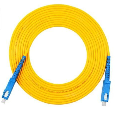 FTTH εύκαμπτο 0.9mm σκοινί μπαλωμάτων μετάλλων θωρακισμένο οπτικό με το συνδετήρα Sc/LC/FC