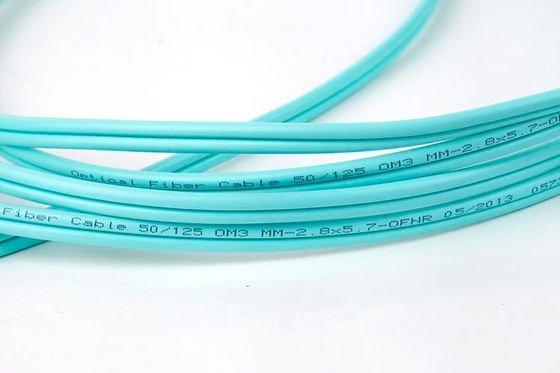 FTTH πολλαπλού τρόπου OM5 24 εσωτερικό καλώδιο οπτικών ινών σκελών
